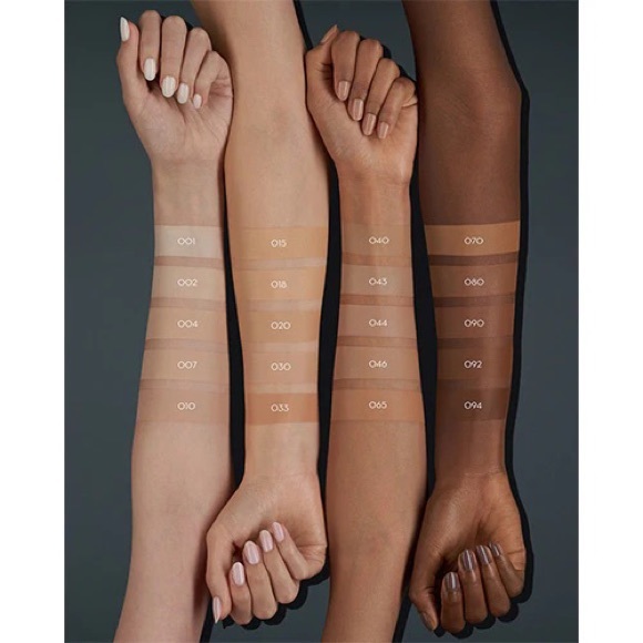 COPY - Catrice True Skin Hydrating Foundation - Picture 2 of 3